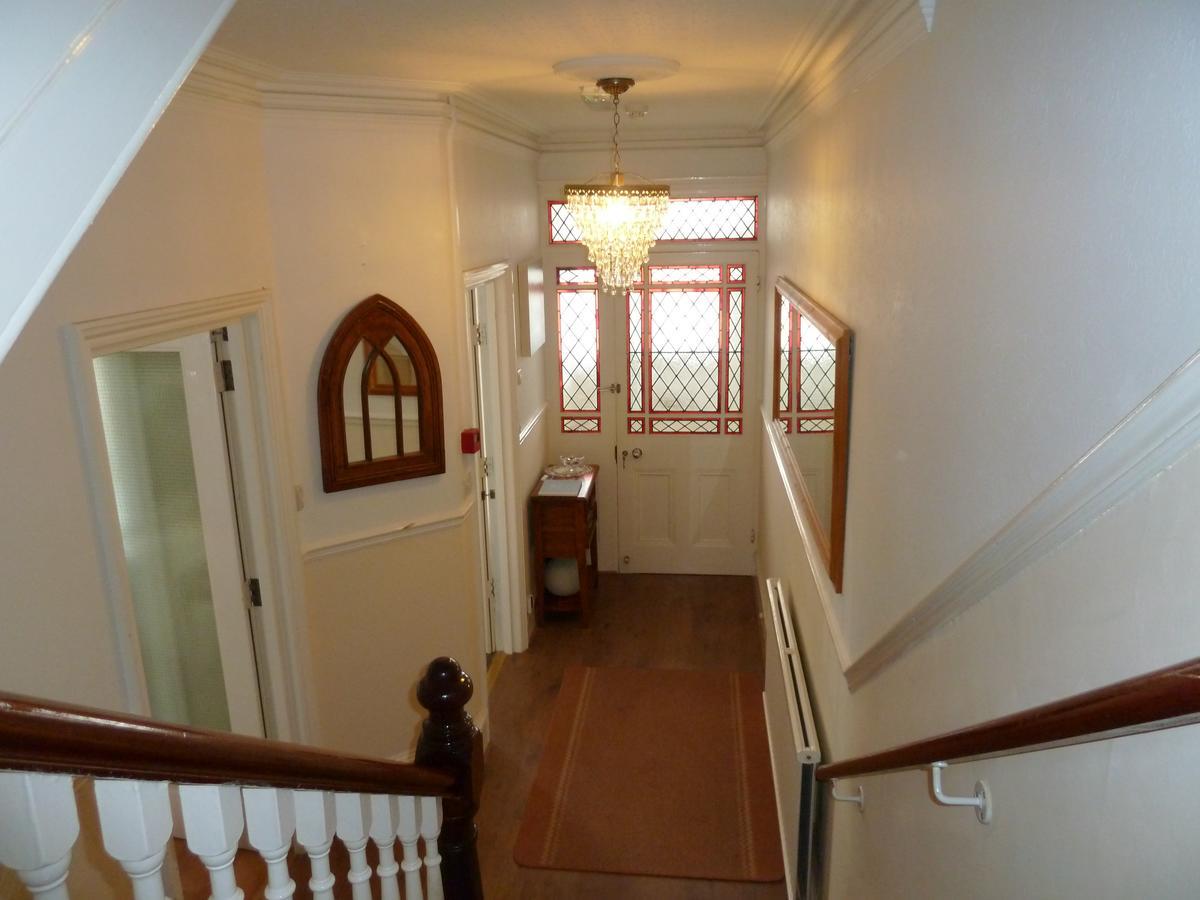 Number Ninety One Bed & Breakfast Eastbourne Exterior photo