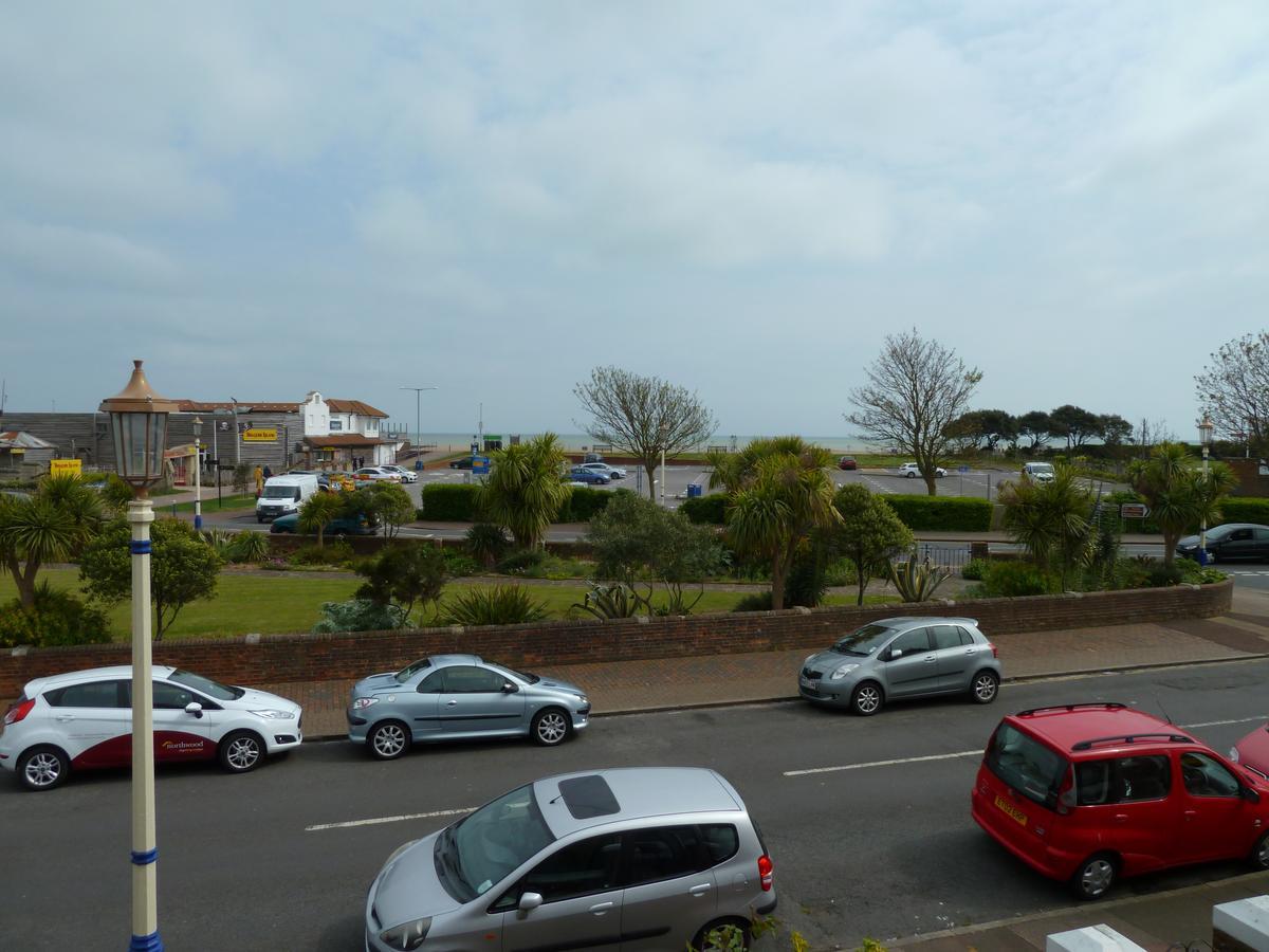 Number Ninety One Bed & Breakfast Eastbourne Exterior photo
