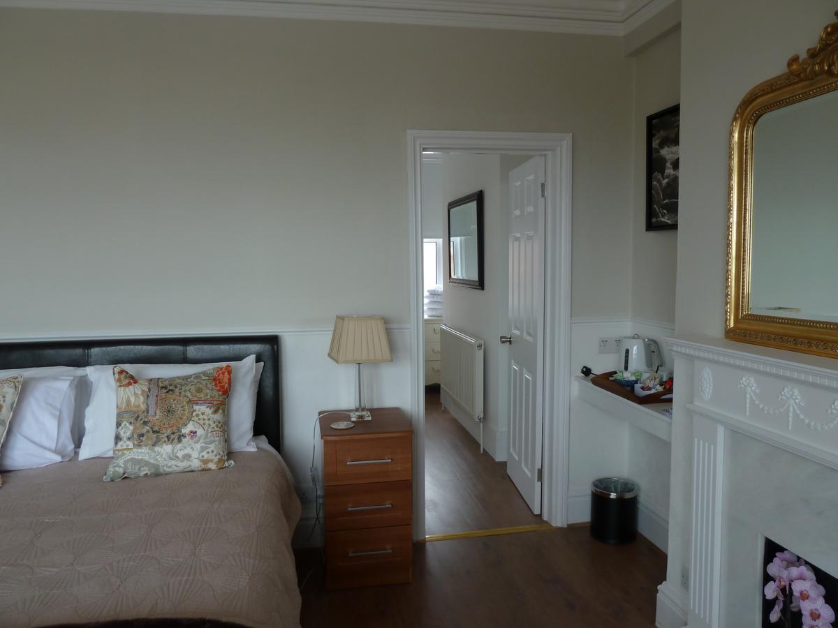 Number Ninety One Bed & Breakfast Eastbourne Exterior photo